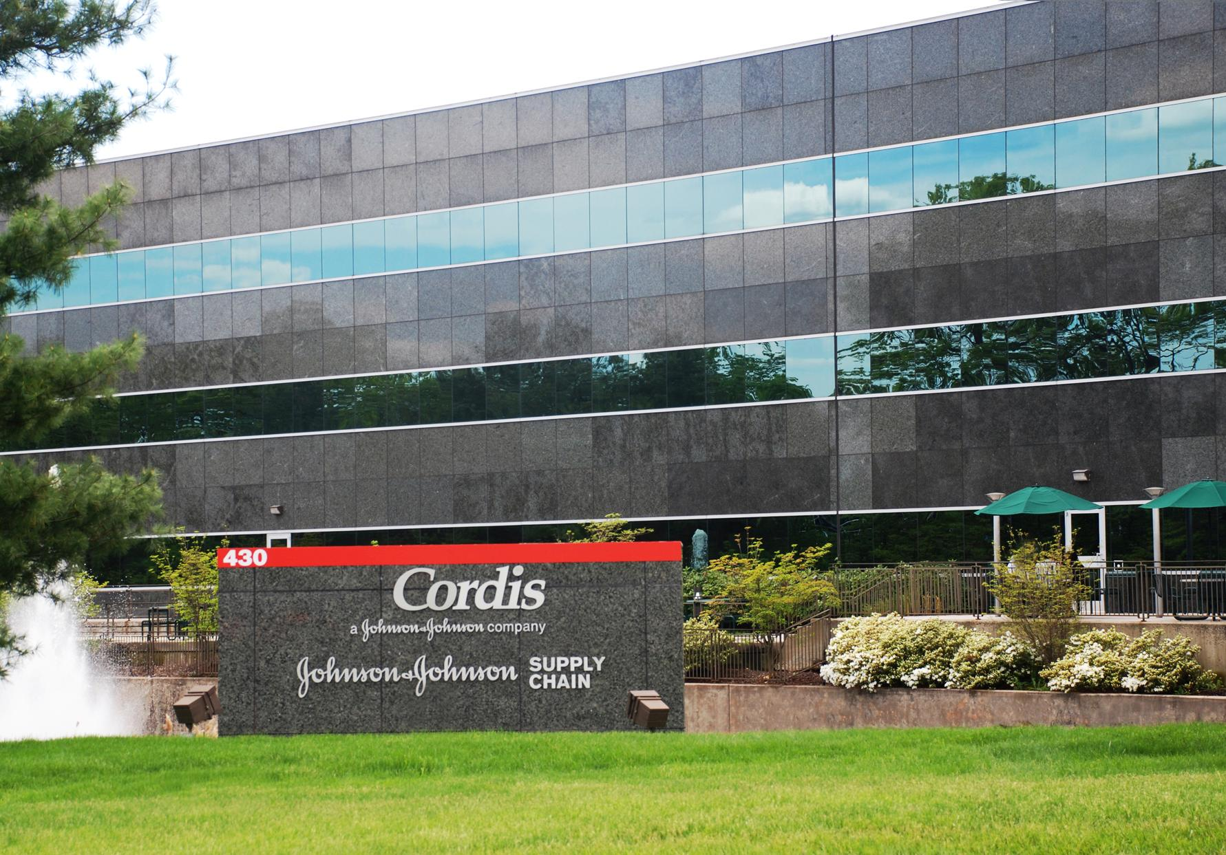 Cordis Wins FDA Approval for First Coronary Sirolimus Balloon